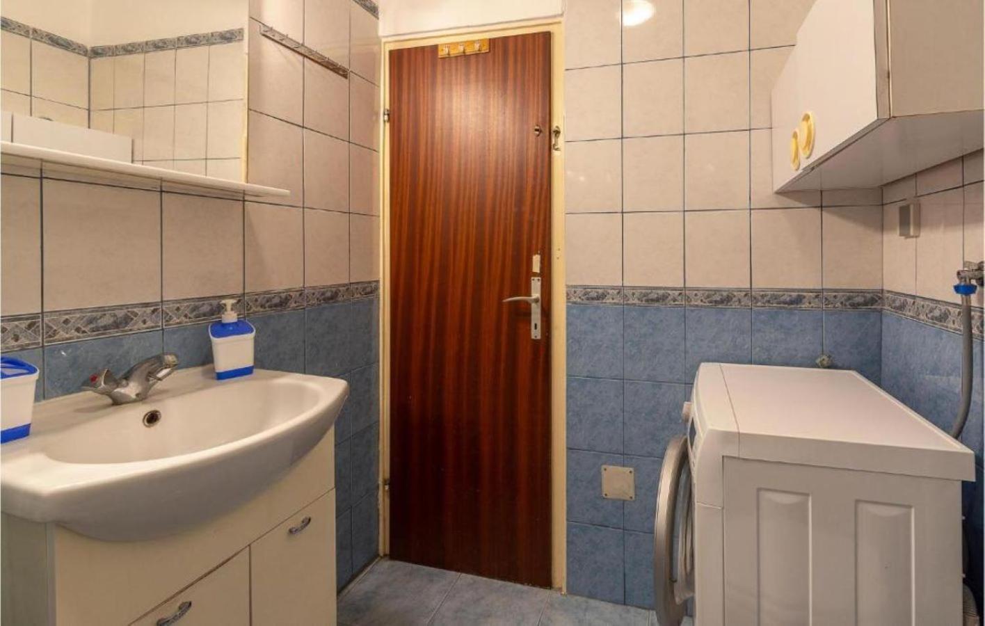 Apartman Ema 4+2 Koromačno Exteriér fotografie