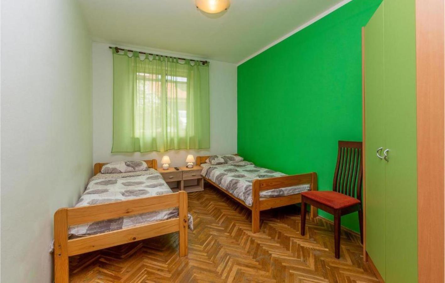 Apartman Ema 4+2 Koromačno Exteriér fotografie