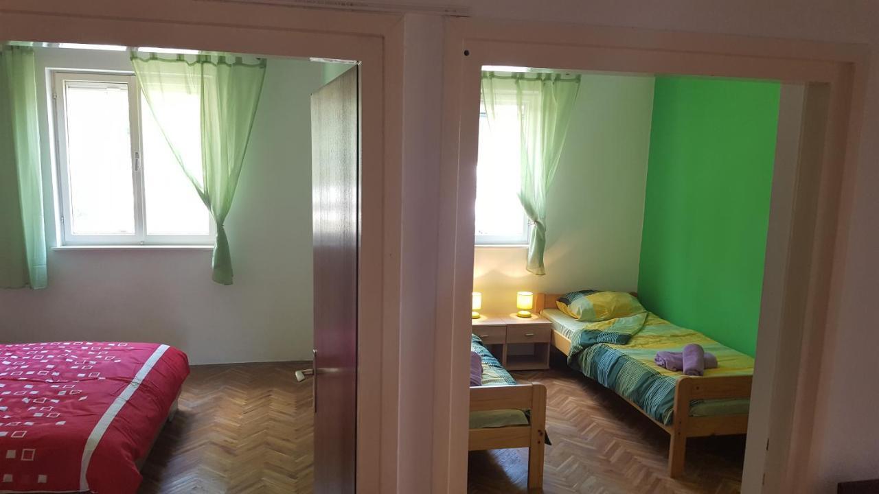 Apartman Ema 4+2 Koromačno Exteriér fotografie